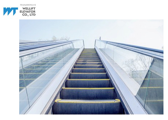 Glass / Stainless Steel Balustrade Outdoor Escalator With Comb Plate Safety Devices
